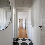 Apartment Spacious 3 Bedroom In Peaceful Area Copenhagen