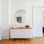 Spacious 3 Bedroom In Peaceful Area Apartment *