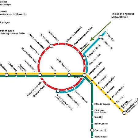 Spacious 3 Bedroom In Peaceful Area Lägenhet *