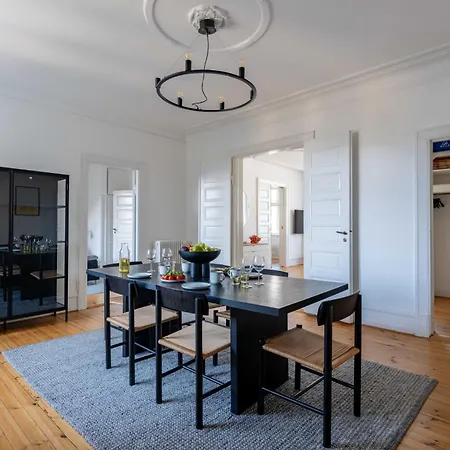 Spacious 3 Bedroom In Peaceful Area Copenhagen