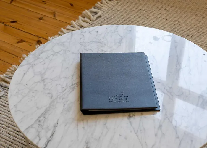 Spacious 3 Bedroom In Peaceful Area Apartment *